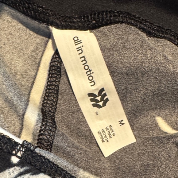 All in Motion Charcoal and Ebony Leggings - Picture 2 of 3